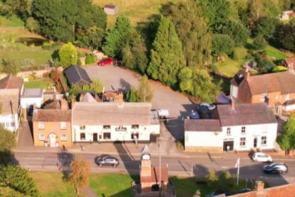 The Dukes Hotell Leighton Buzzard Eksteriør bilde